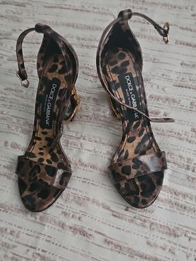 Dolce & Gabbana Leopard Print Ankle-Strap Sandals - Brown